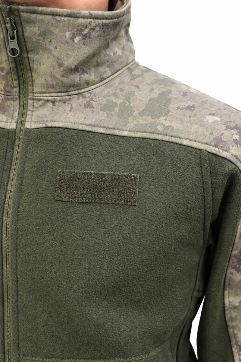 Anadolu Tactical Kamuflaj Omuz Detaylı Polar Taktik Mont – Askeri Stil Fermuarlı Outdoor Polar Ceket